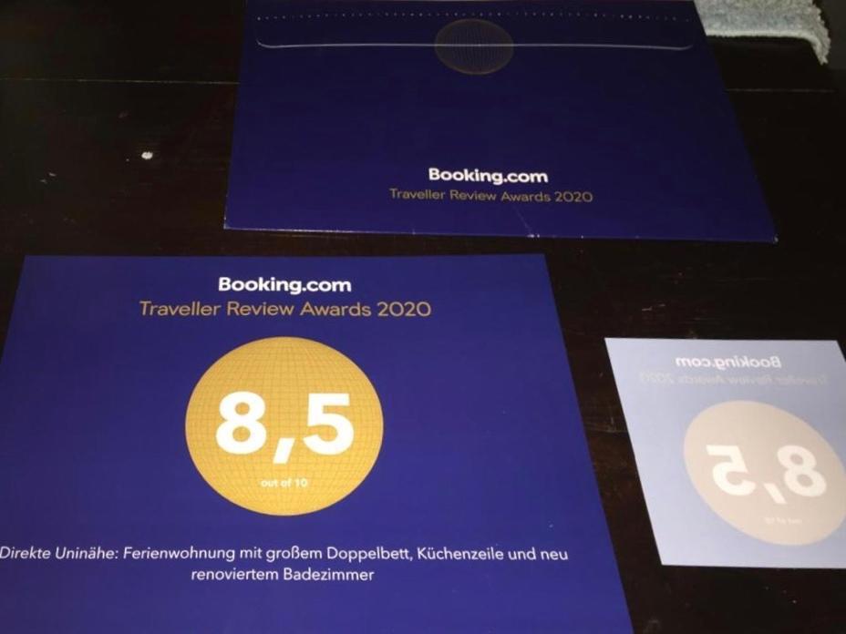 Direkte Uninaehe: Ferienwohnung Mit Grossem Doppelbett, Kuechenzeile Und Neu Renoviertem Badezimmer Homburg  Bagian luar foto